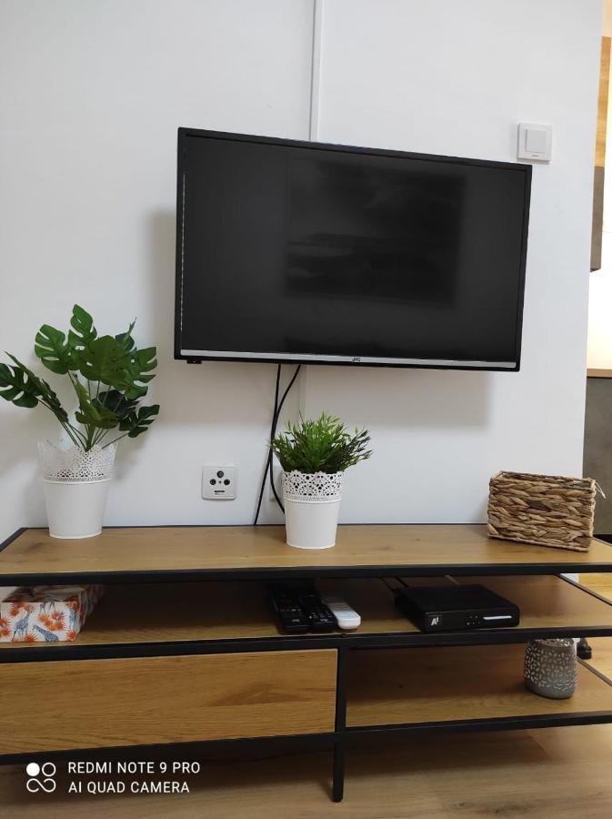 Apartman Branimir Novaglia Esterno foto